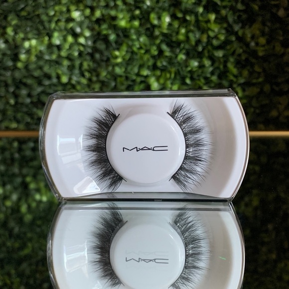 M·A·C Cosmetics Megastar Lash 89 | NEW | Mega Star Lashes MAC 89 Dramatic Glam - Picture 7 of 11